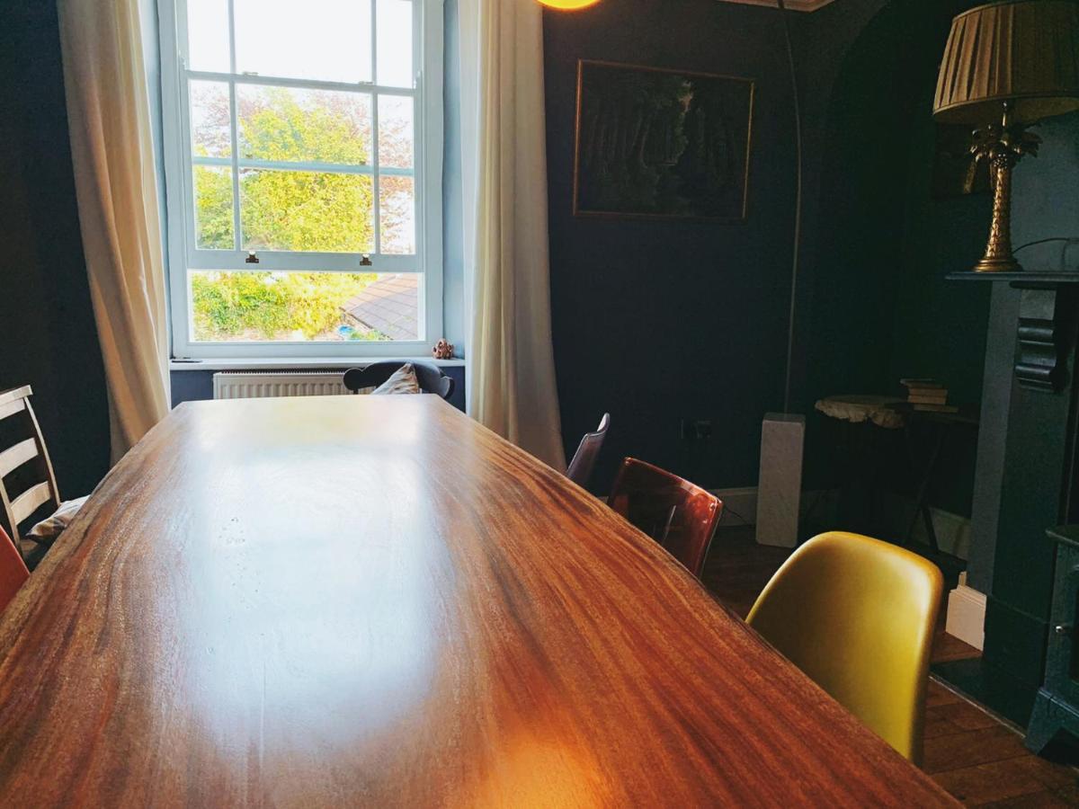 Dylan Thomas Sea View Panzió Laugharne Kültér fotó